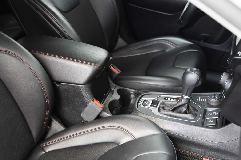 Jeep Cherokee Trailhawk Trail Rated 2019 фото 28