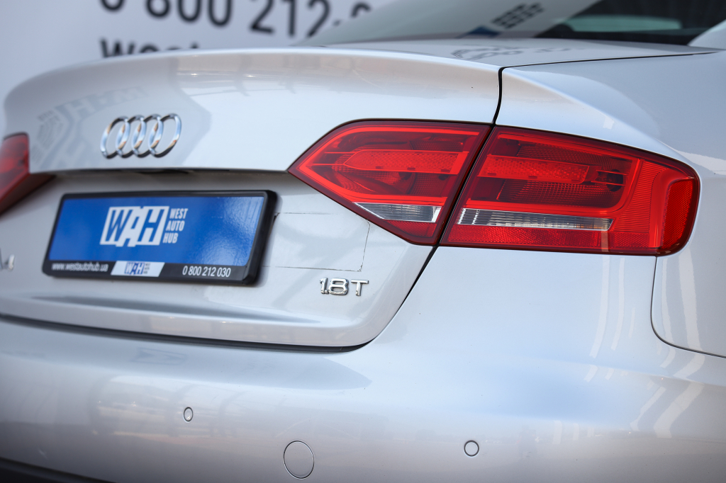 Audi A4 2008 photo 23