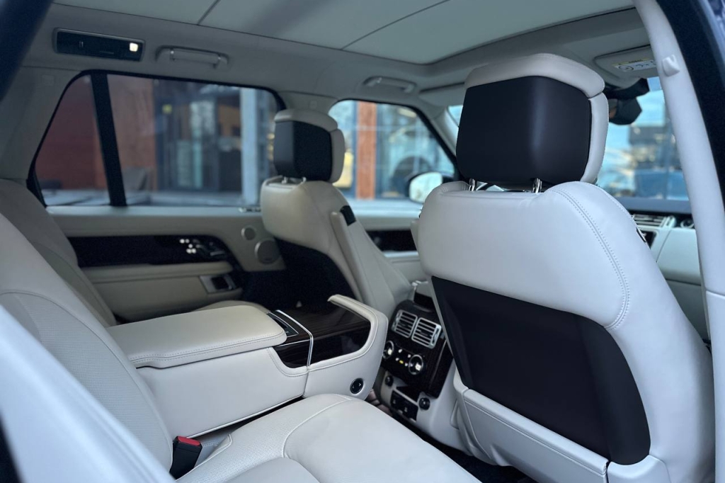 Land Rover Range Rover Autobiography 2020 фото 18