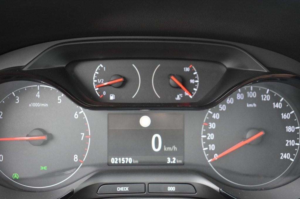 Opel Grandland X 2019 photo 3