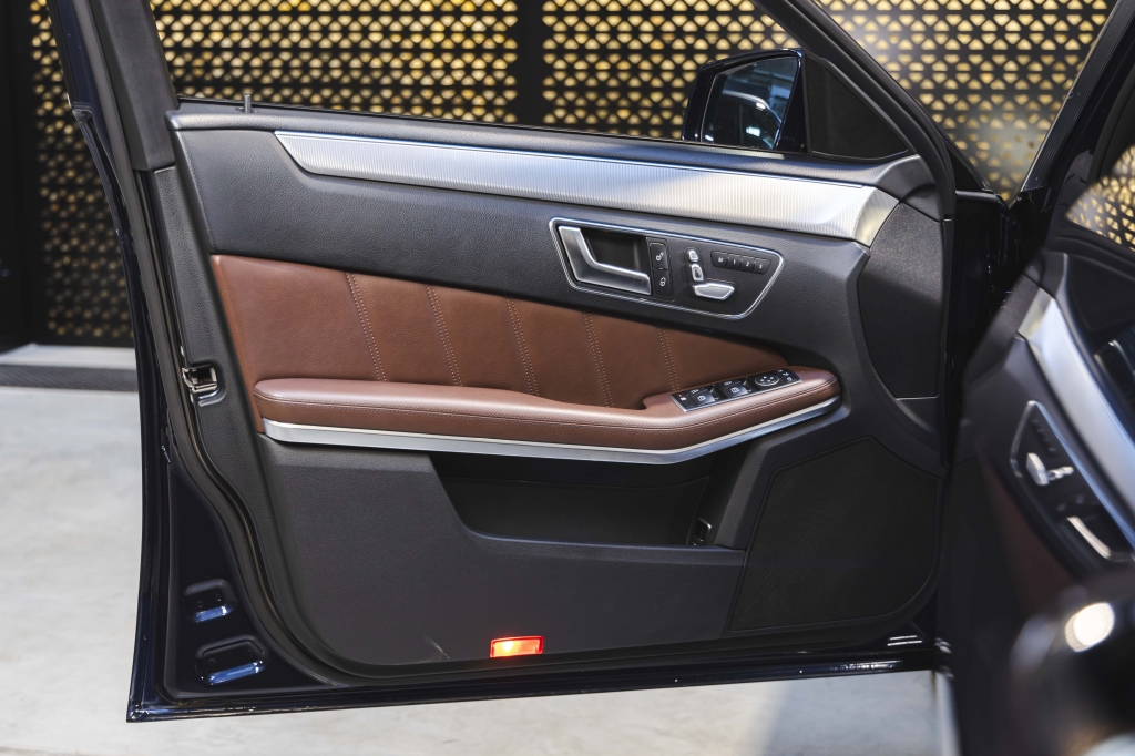 Mercedes-Benz E-Class E350 2014 фото 13