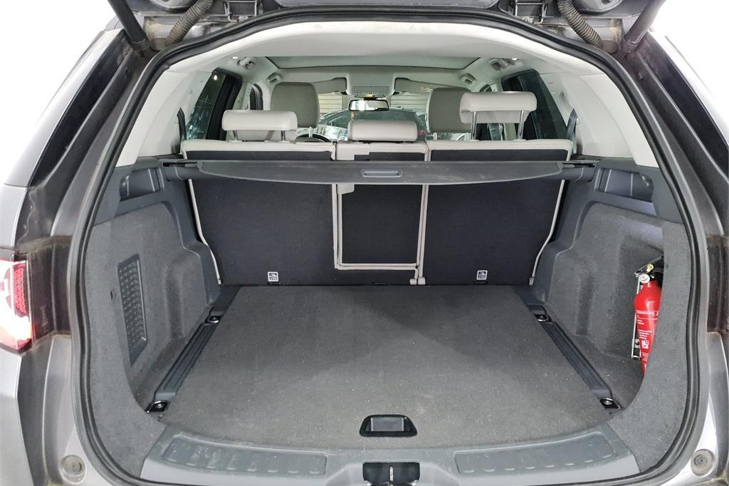 Land Rover Discovery Sport 2016 photo 5