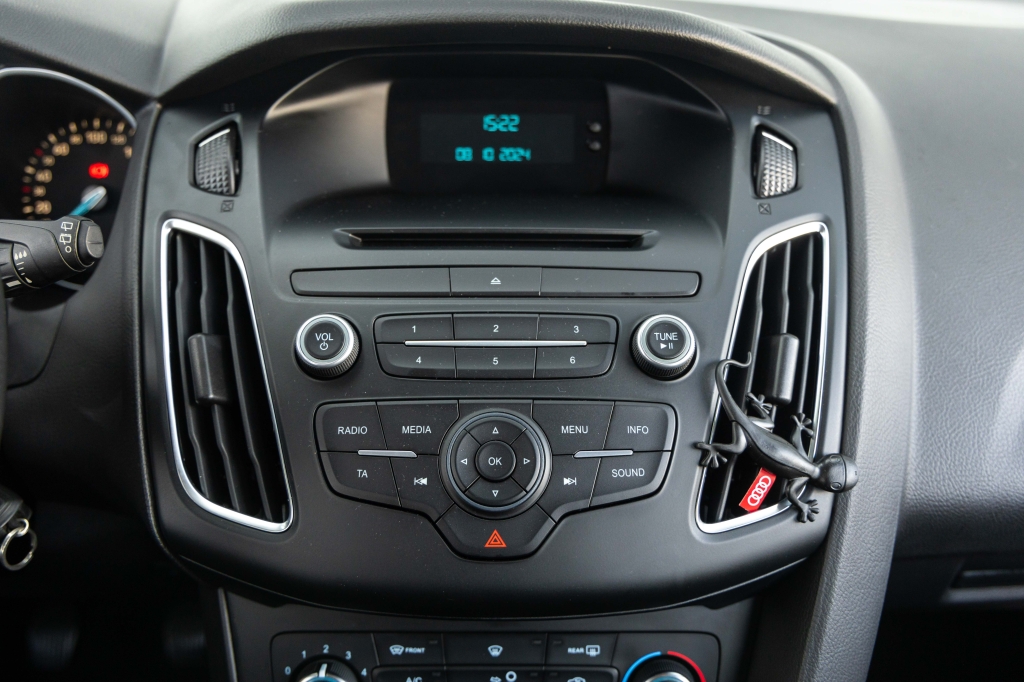 Ford Focus 2016 photo 19