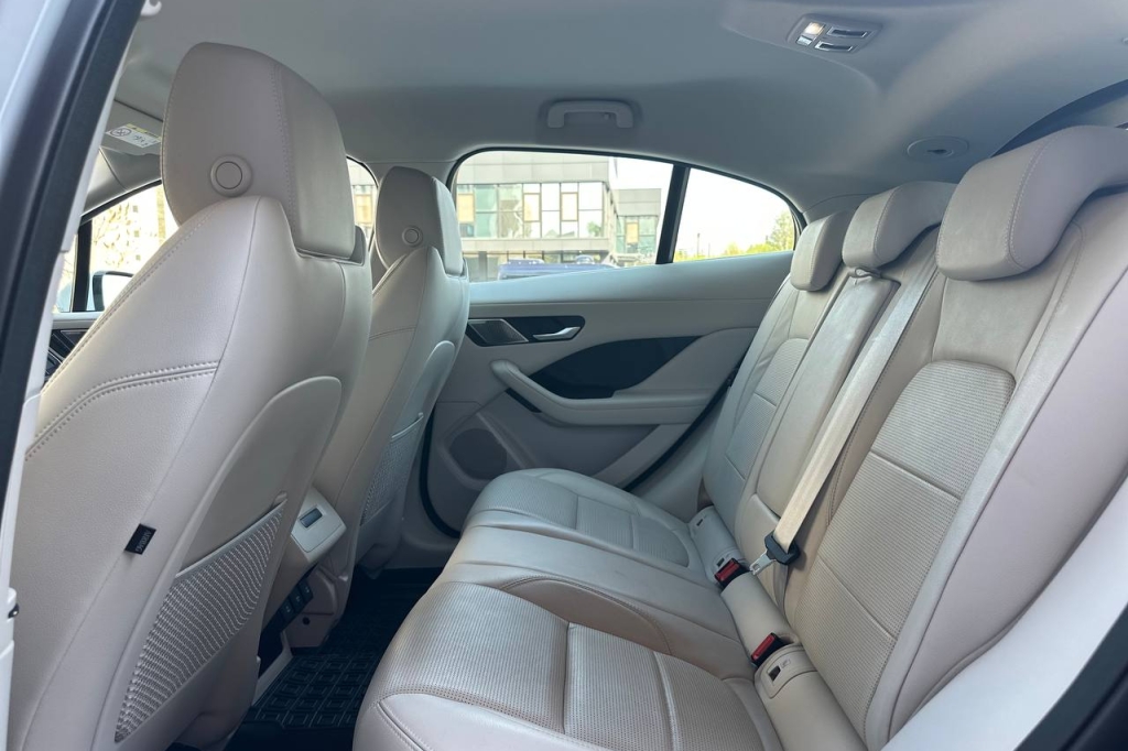 Jaguar I-Pace EV400 90kWh AWD 2018 photo 15