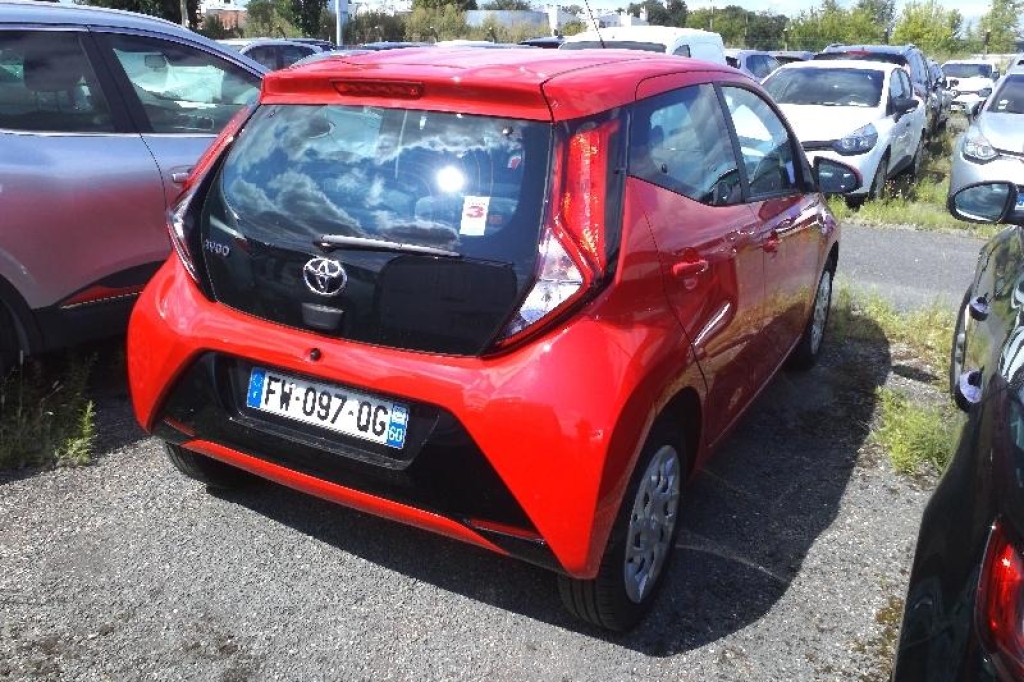 Toyota Aygo 2021 фото 1