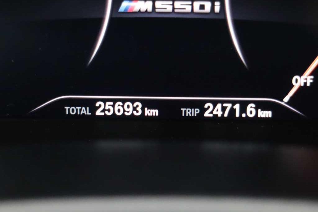 BMW 5 Series 2018 фото 6