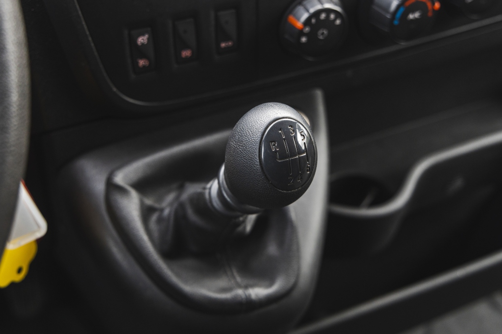 Renault Master 2018 photo 33