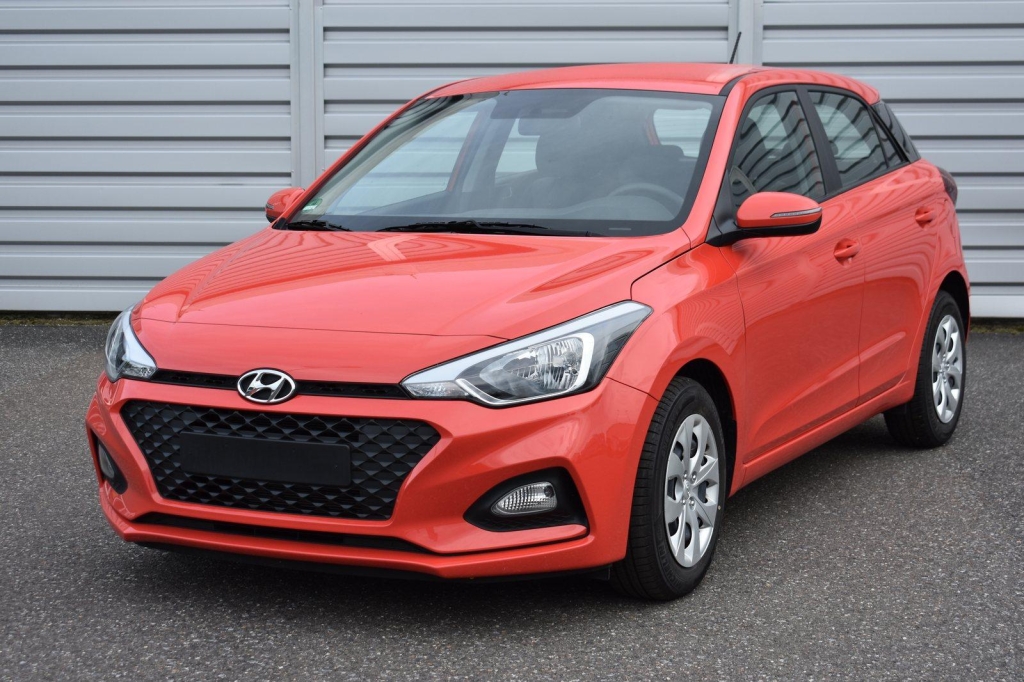 Hyundai i20 2020 фото 6