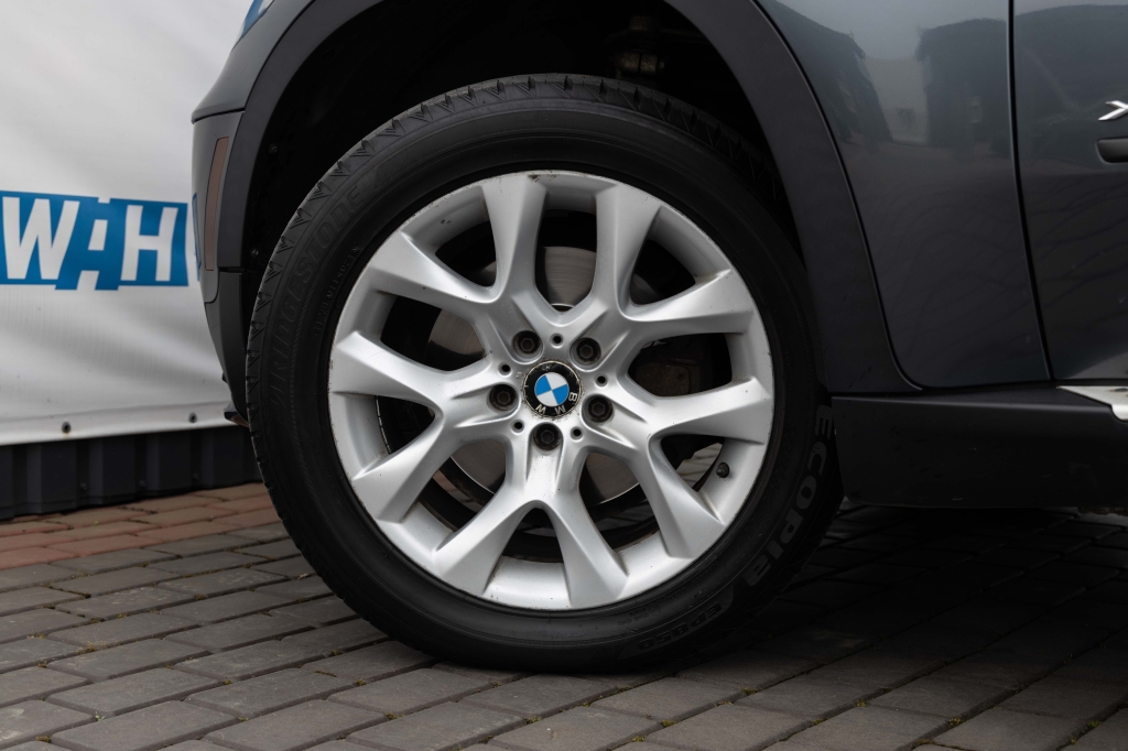 BMW X5 35i 2011 фото 10