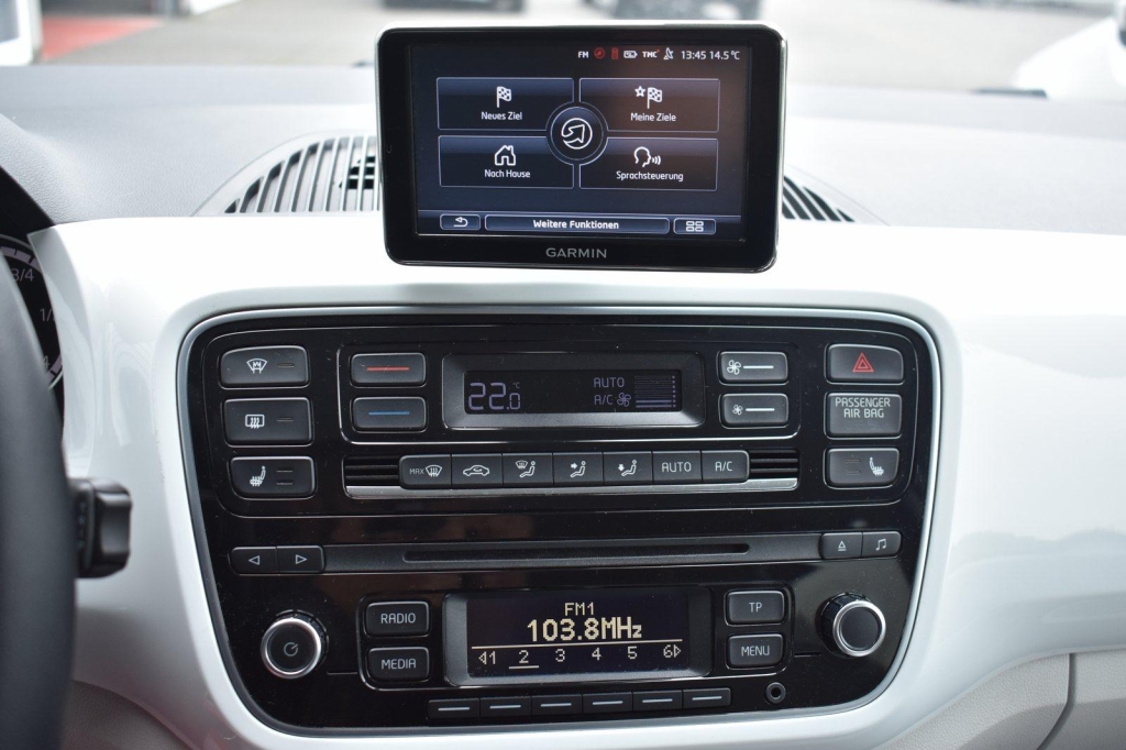 Volkswagen eUp! 2014 photo 6