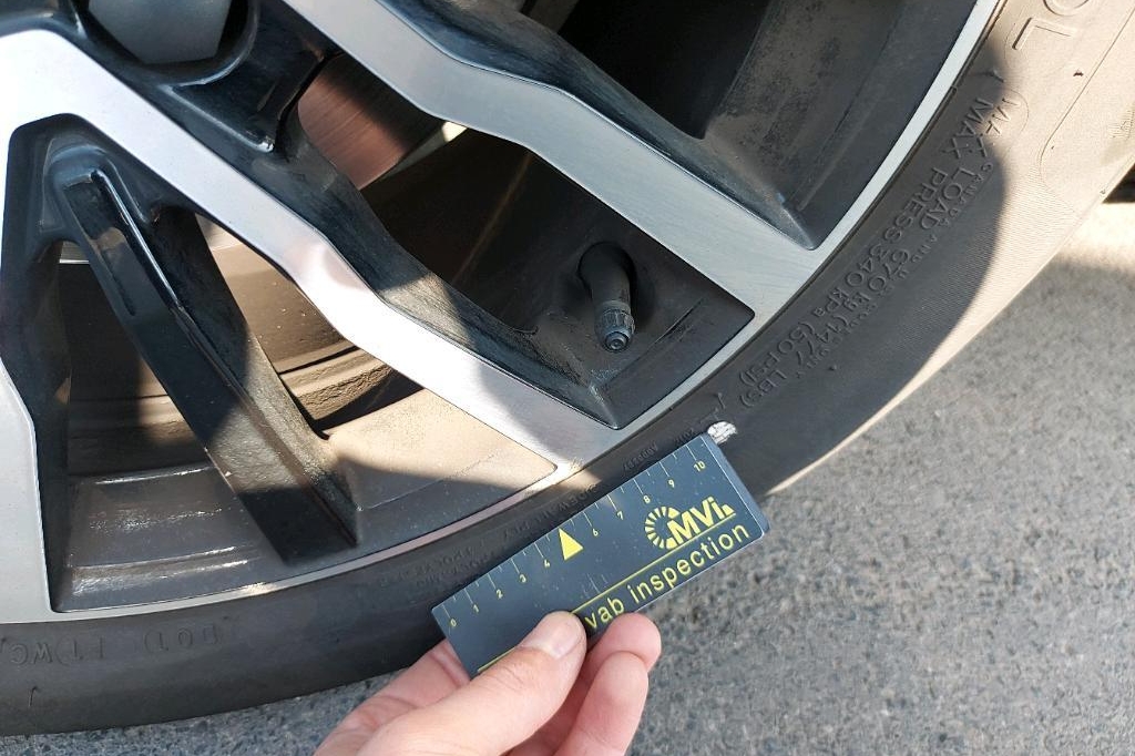 Volvo V40 2019 photo 26