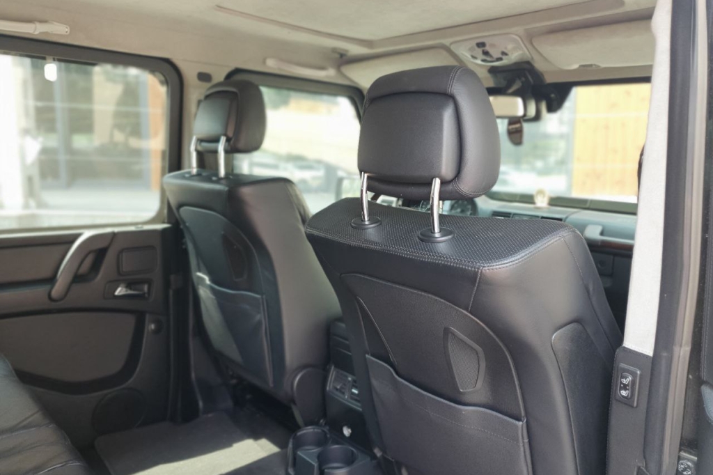 Mercedes-Benz G 500 2010 photo 13
