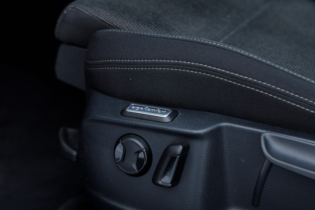 Volkswagen Passat B8 фото 19