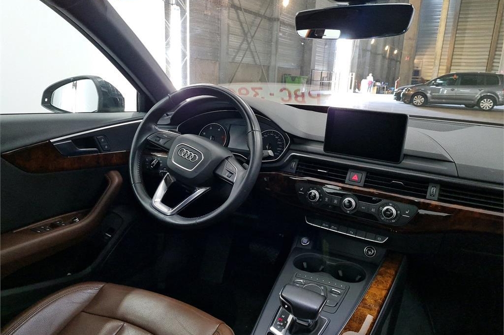Audi A4 2016 photo 7