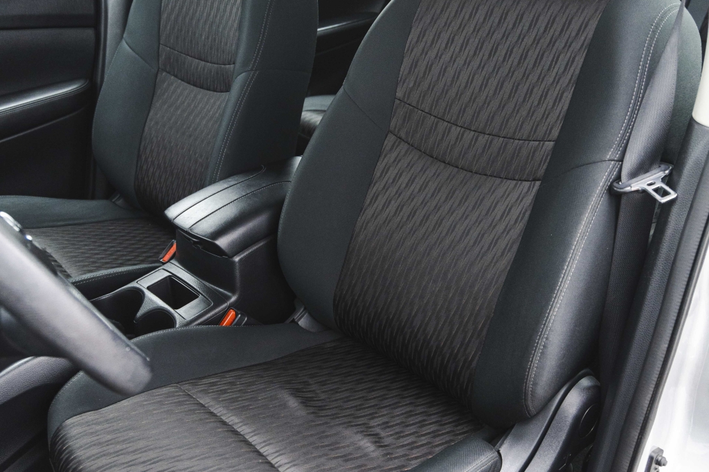 Nissan Rogue S 2018 фото 14