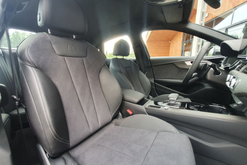 Audi A4 40 TFSI S-tronic 2023 photo 12