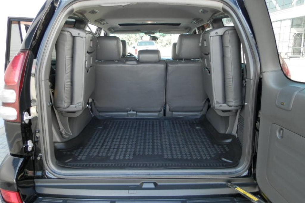 Toyota Land Cruiser Prado 120 3.0 D4D 2007 photo 15