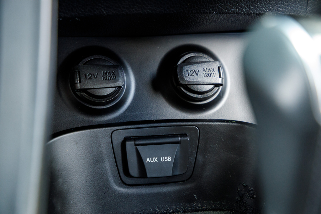 Hyundai Santa FE 2013 photo 17