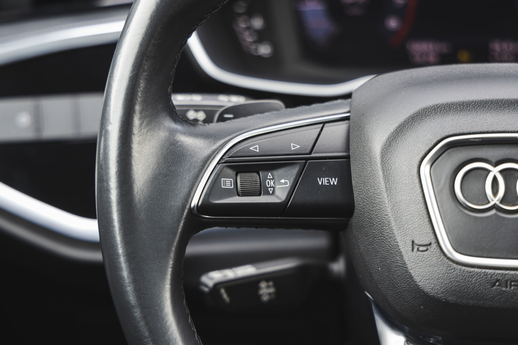 Audi Q3 S-Line 2020 photo 21