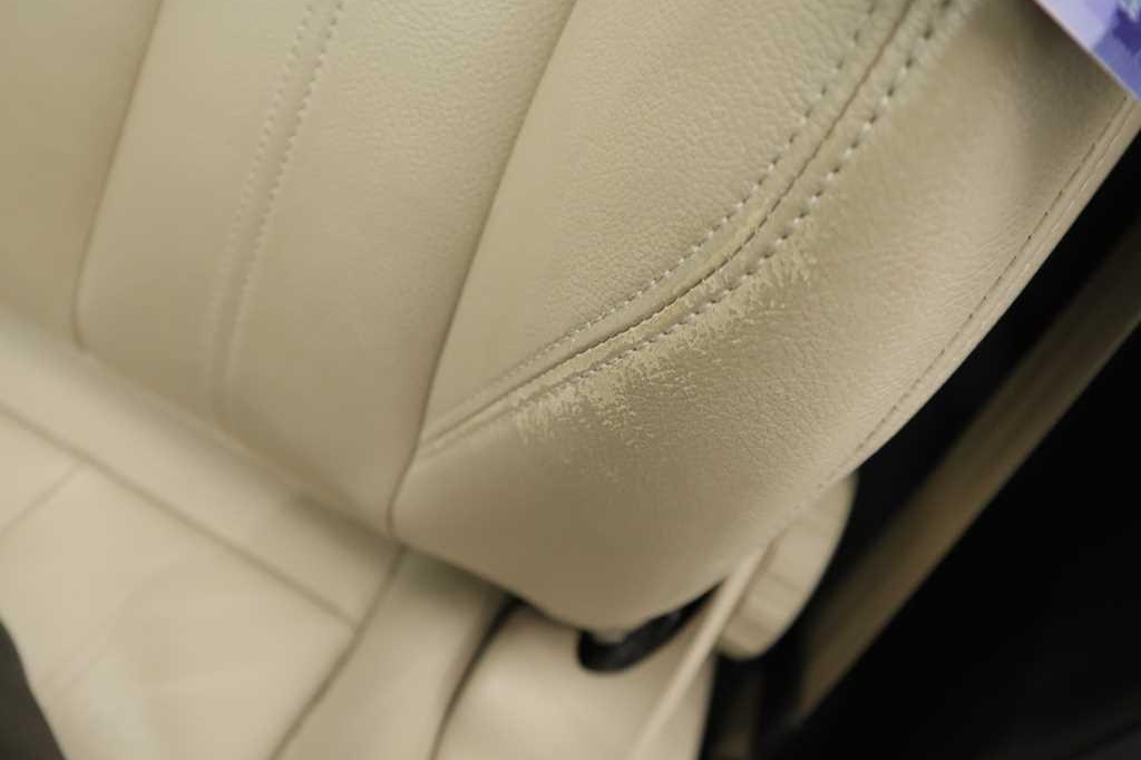 Audi A4 Avant 2016 фото 17