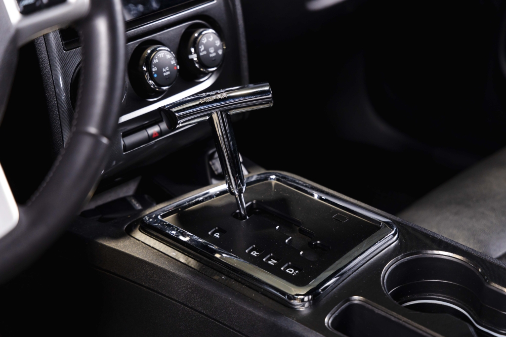 Dodge Challenger 2013 фото 19