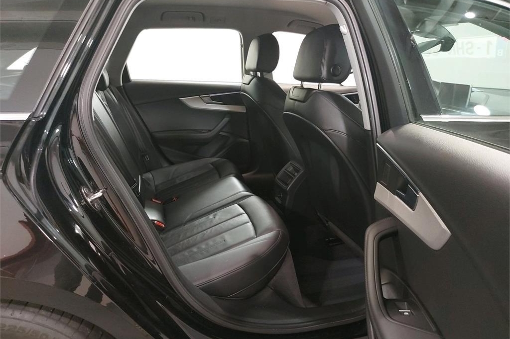 Audi A4 Avant 2017 фото 2