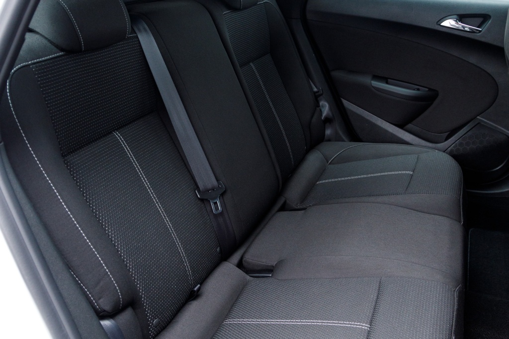 Opel Astra J Sports Tourer 2015 photo 9