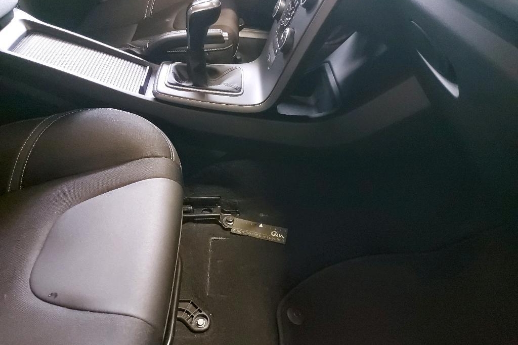 Volvo V40 2019 фото 14