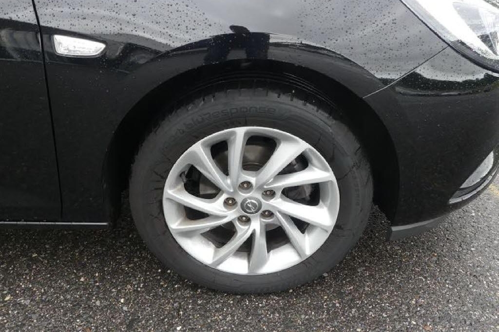 Opel Astra Sports Tourer 2018 photo 13