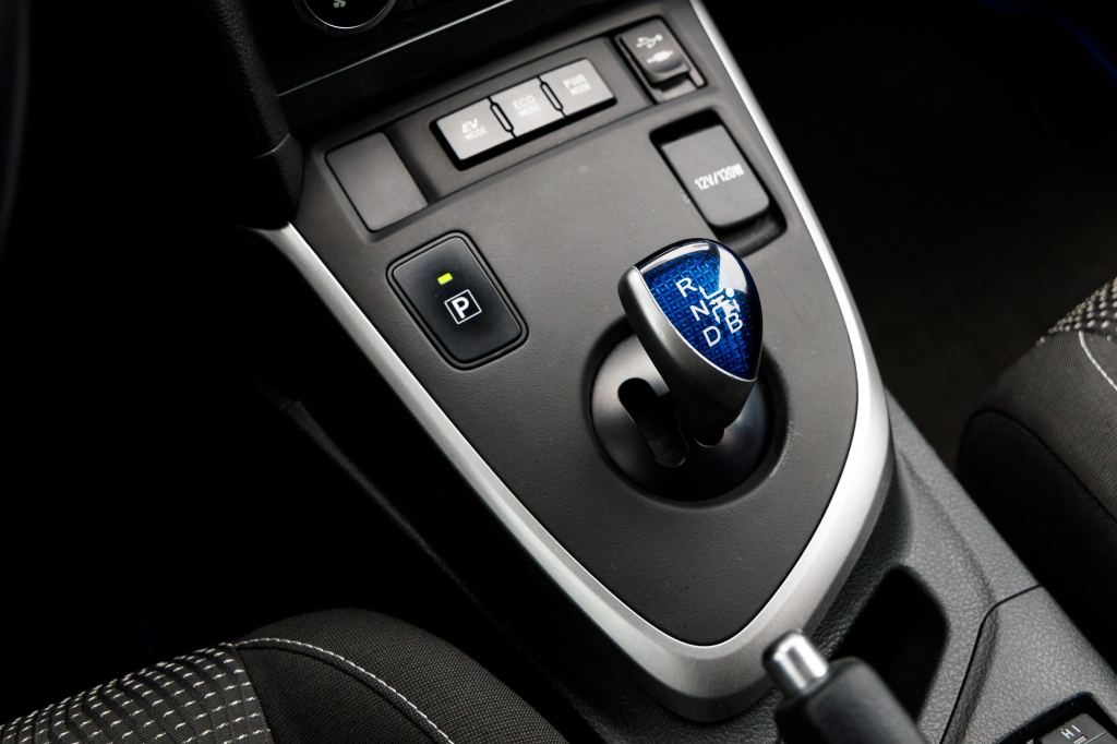 Toyota Auris Hybrid 2012 photo 25