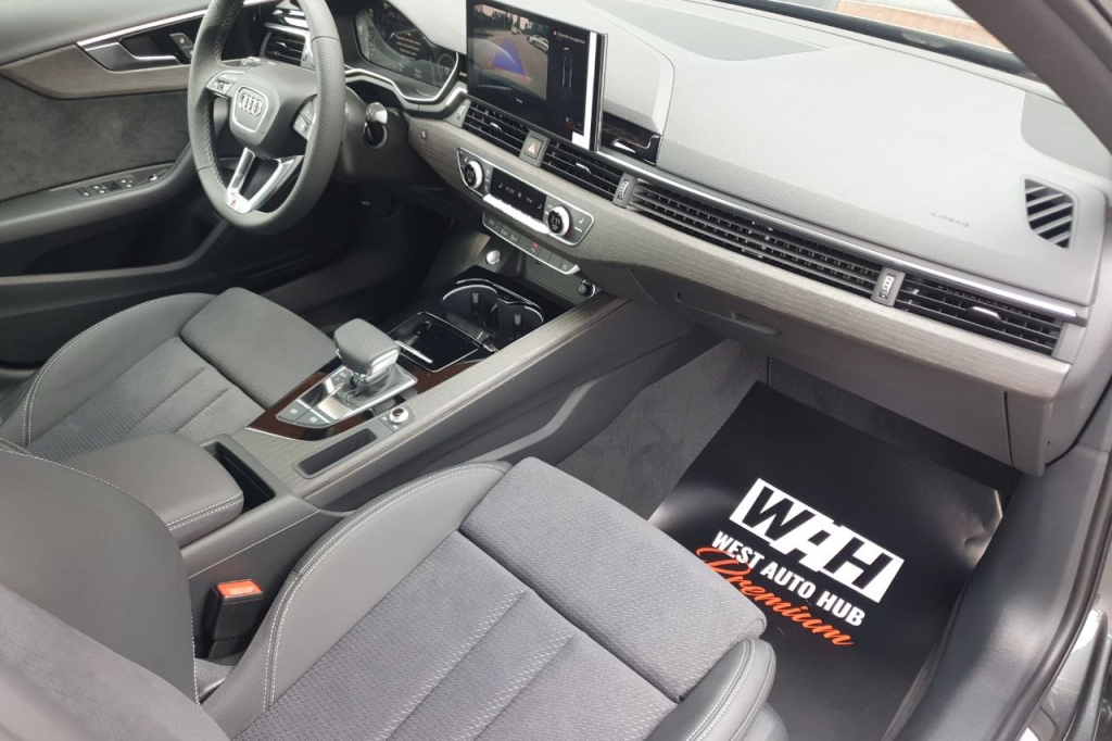 Audi A4 40 TFSI S-tronic 2023 photo 11