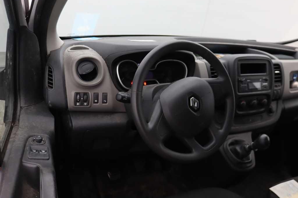 Renault Trafic 2016 photo 3