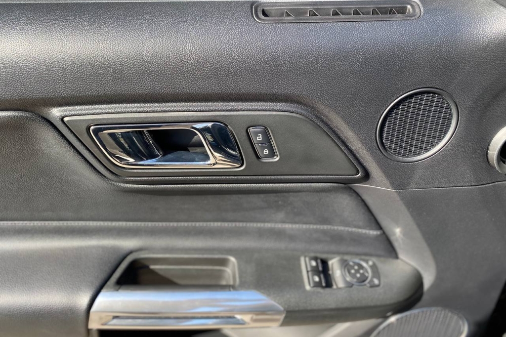 Ford Mustang 2017 photo 8