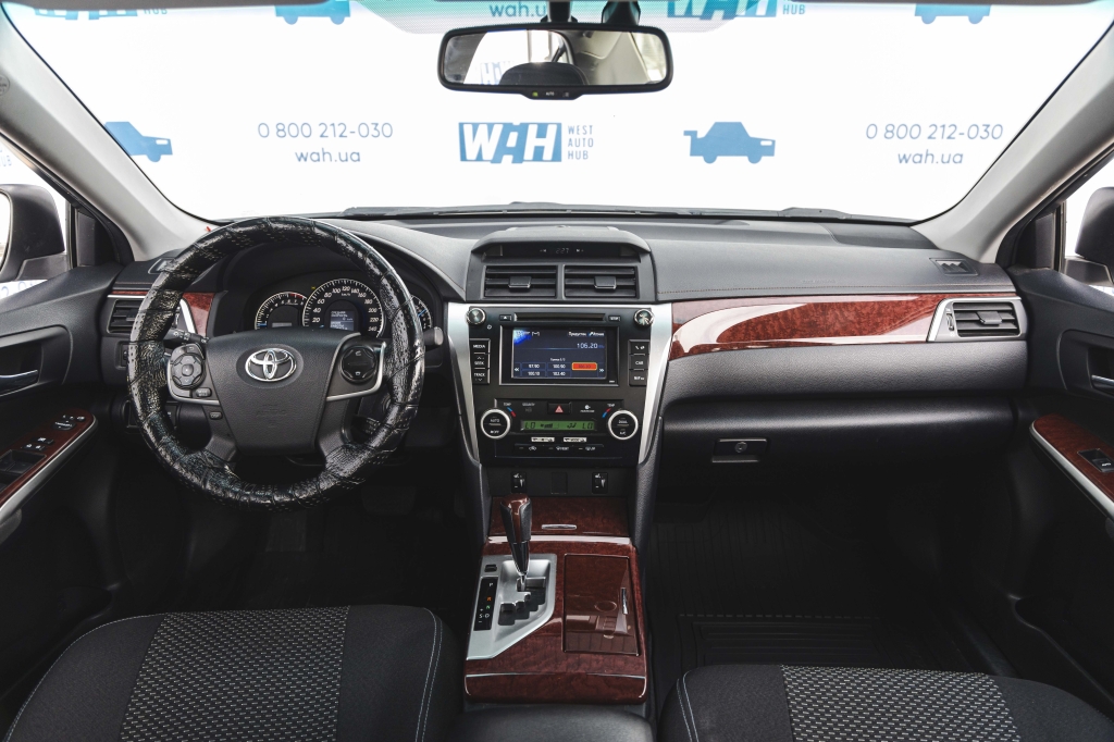 Toyota Camry 2013 фото 25