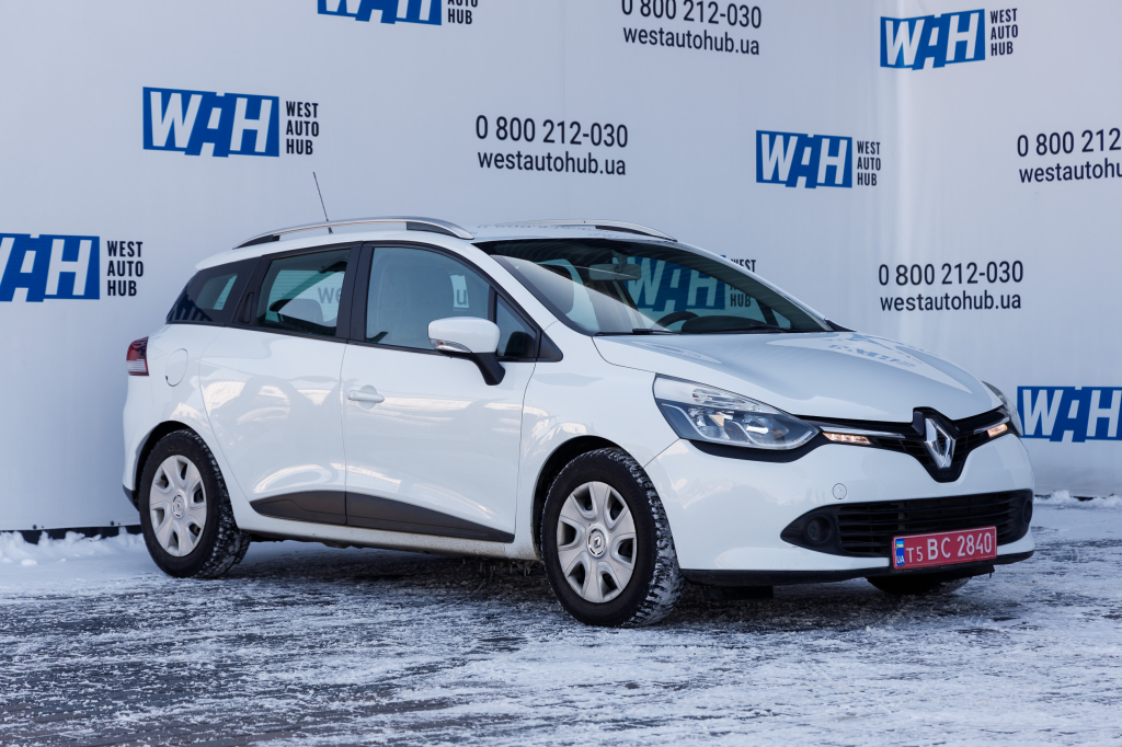 Renault Clio photo 1