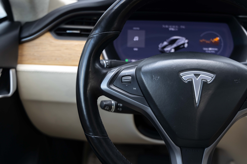 Tesla Model S 75D 2018 photo 19