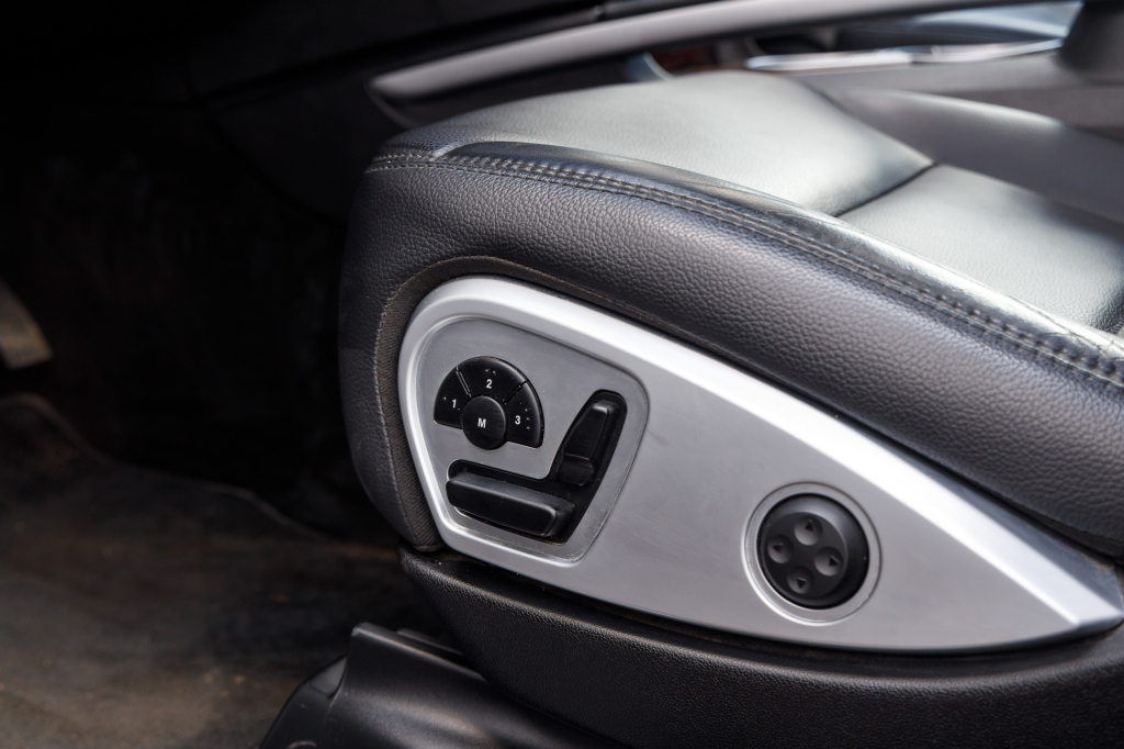 Mercedes-Benz ML 350 2011 photo 22