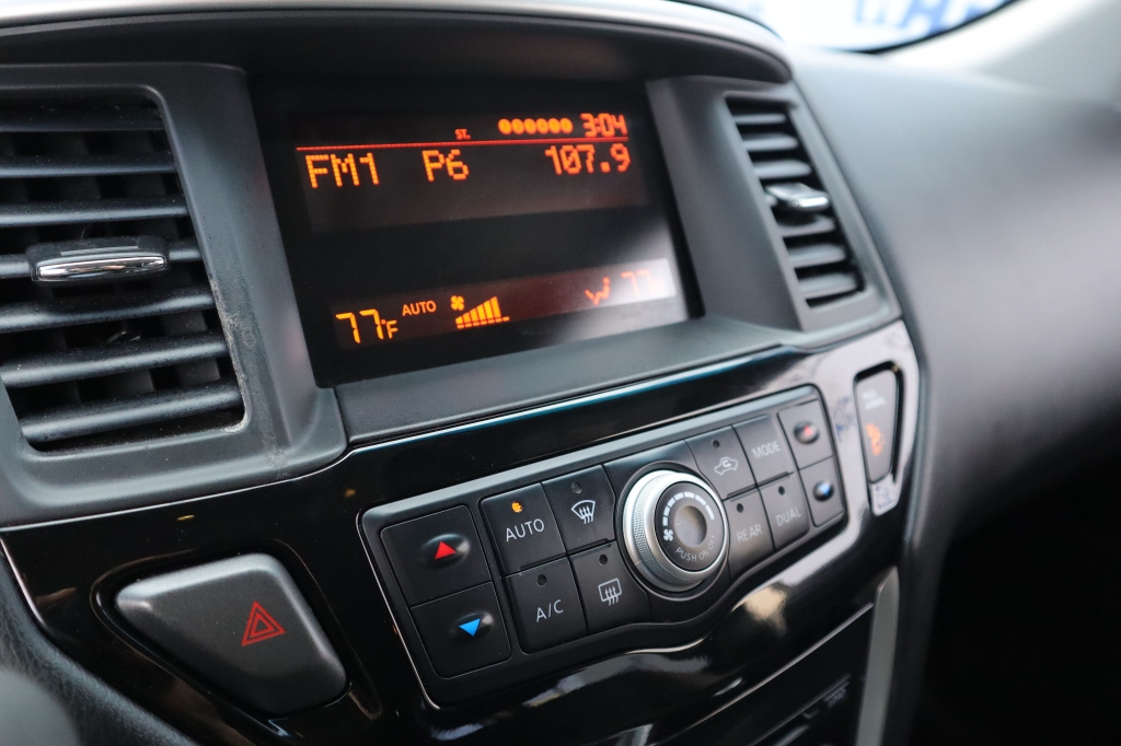 Nissan Pathfinder 2014 фото 14