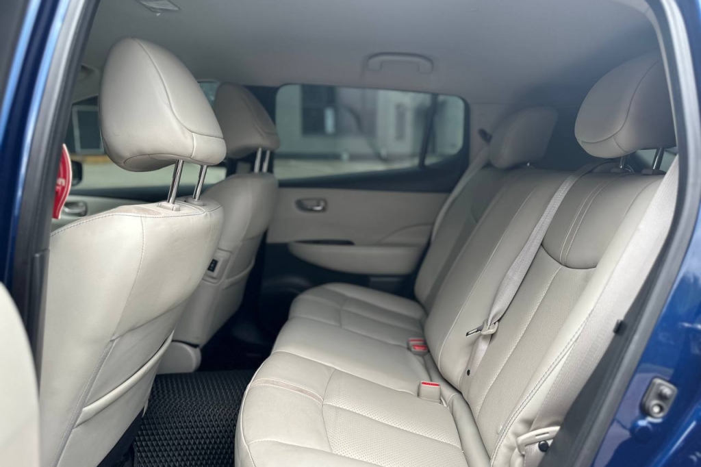 Nissan Leaf 40 kWh 2019 фото 16