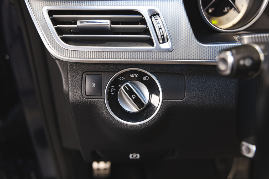 Mercedes-Benz E-Class E350 2014 фото 17