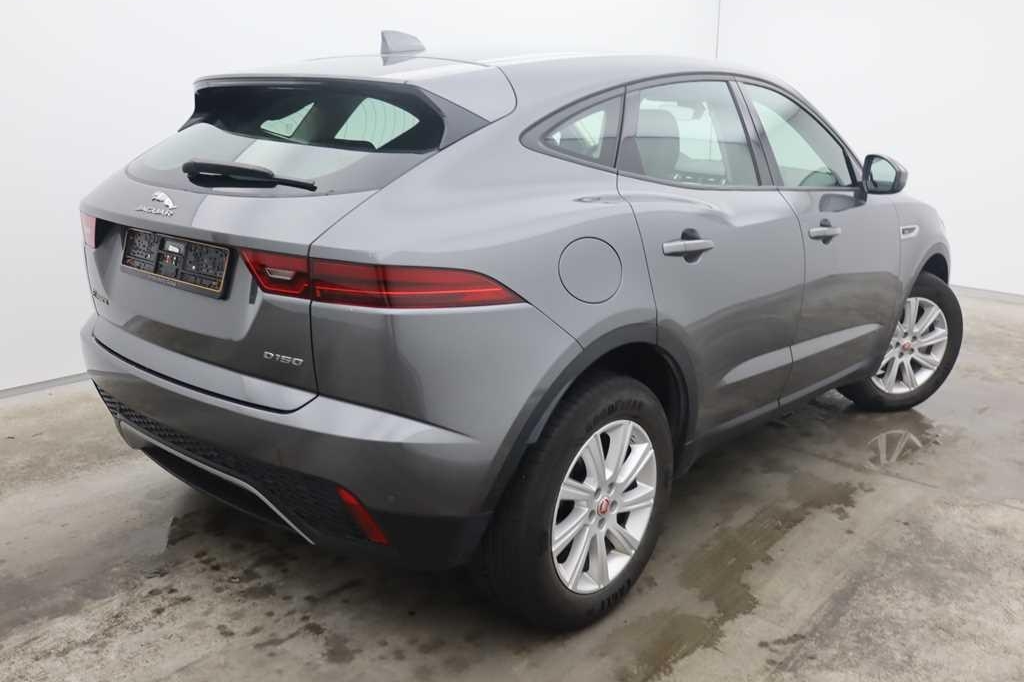 Jaguar E-Pace 2018 photo 4