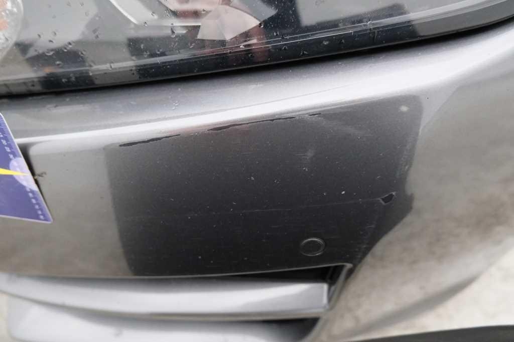 Jaguar XE 2015 photo 50