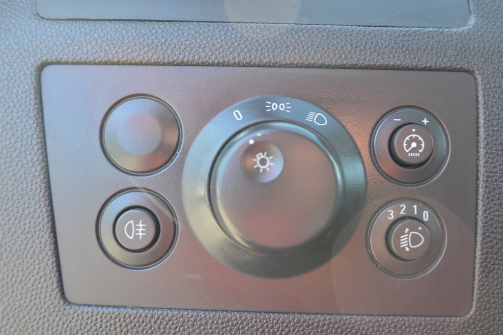 Opel Zafira фото 11