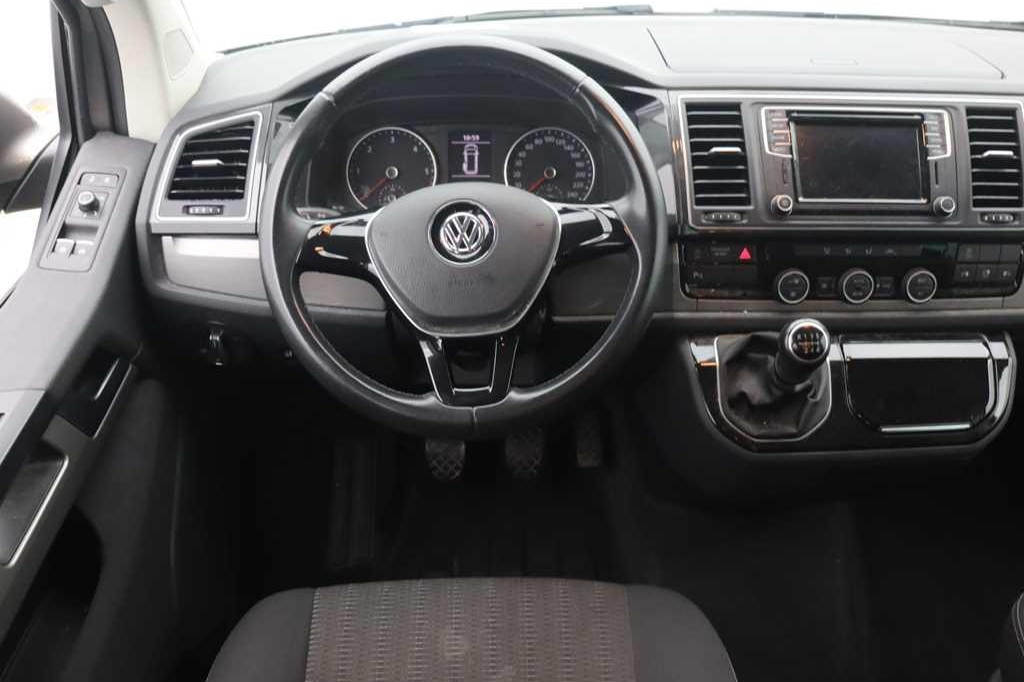 Volkswagen Multivan 2017 фото 1