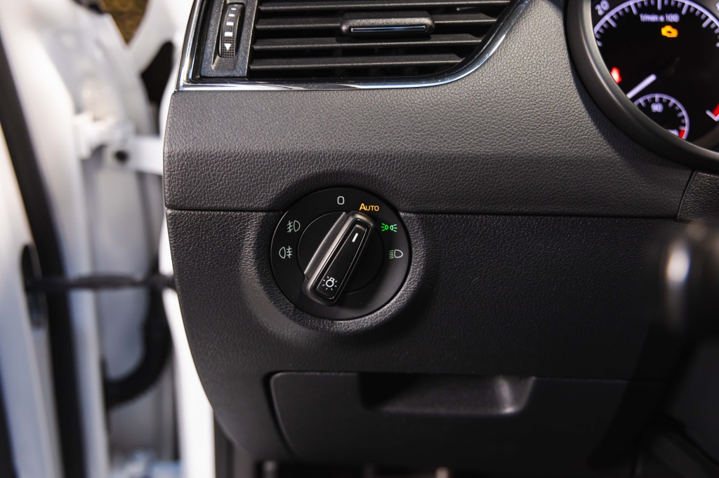 Skoda Octavia 2018 фото 18