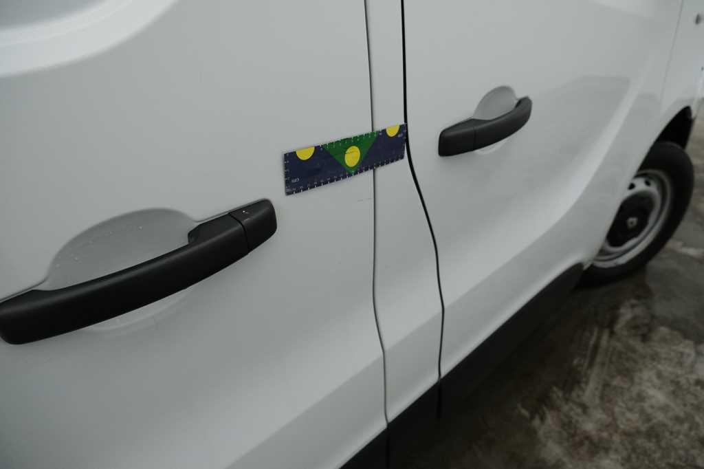 Renault Trafic 2016 photo 26