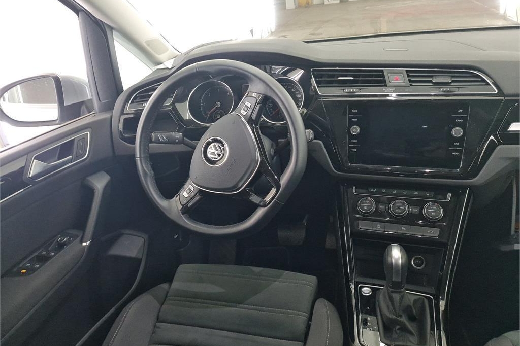 Volkswagen Touran 2020 photo 3