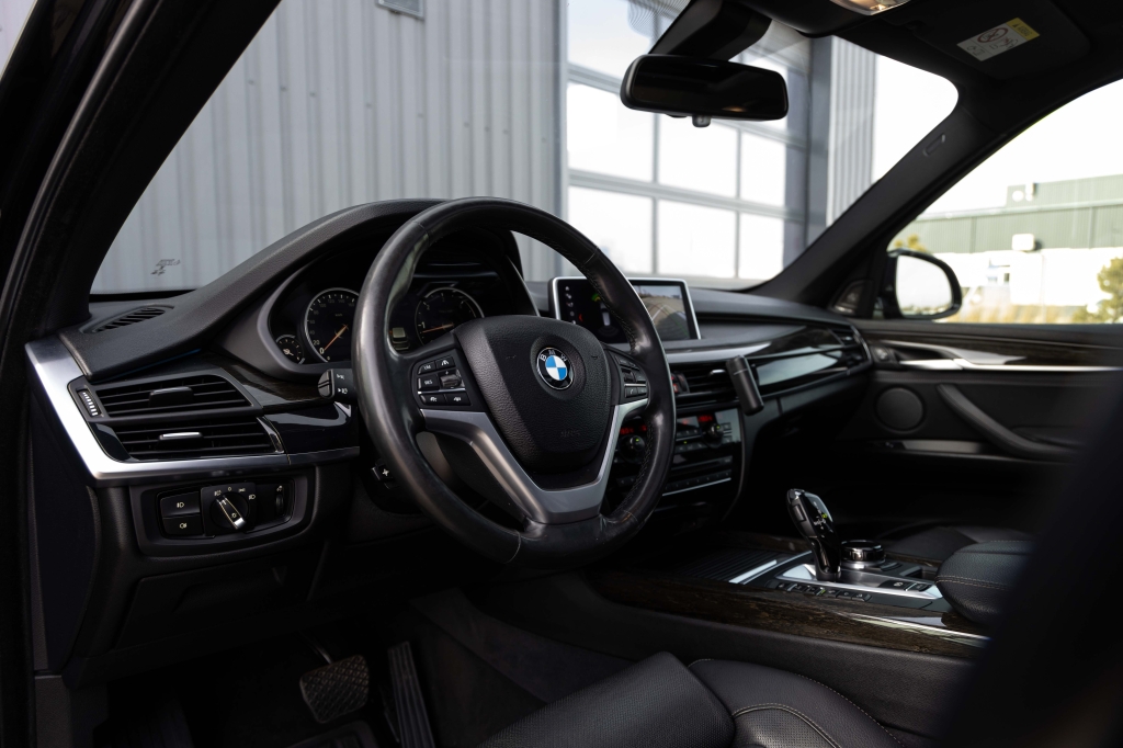 BMW X5 2017 photo 28