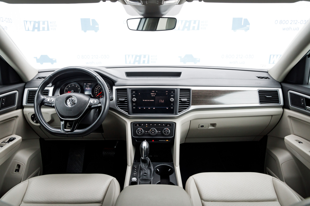 Volkswagen Atlas SE 2017 фото Volkswagen Atlas SE 2017 фото 10