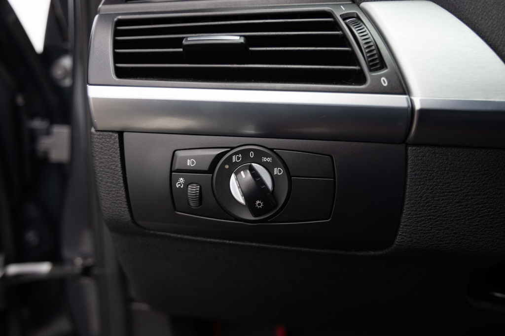 BMW X5 35i 2011 фото 13